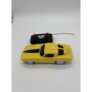 Maisto Tech 1963 Corvette‎ Remote Control Car Tested, And Working